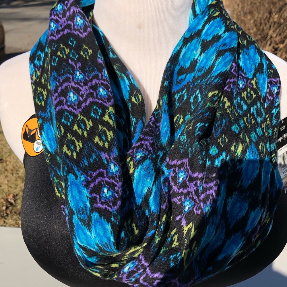 - Ikat Blue/Black Infinity Scarf! NEW!